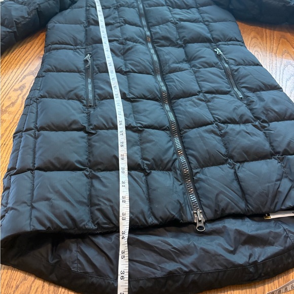Eddie Bauer long black ultralight  down puffer coat Women’s S great for travel - Picture 9 of 14